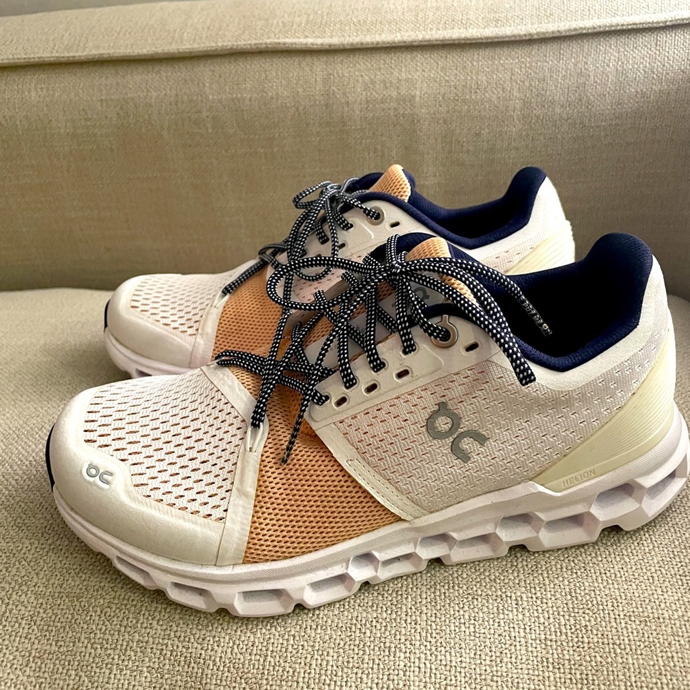 On Running Cloudstratus Shoes, White | Almond